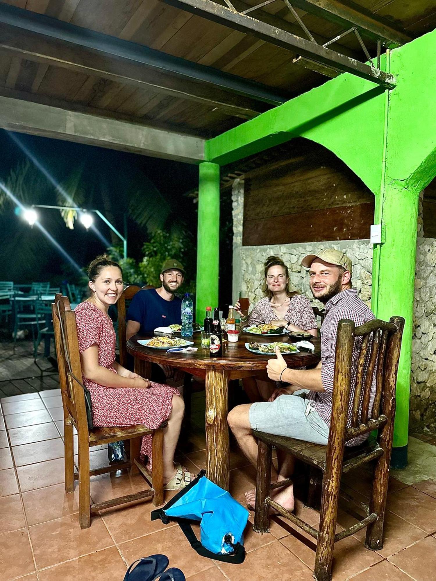 Palmeras Del Rio Hotel La Vina Εξωτερικό φωτογραφία